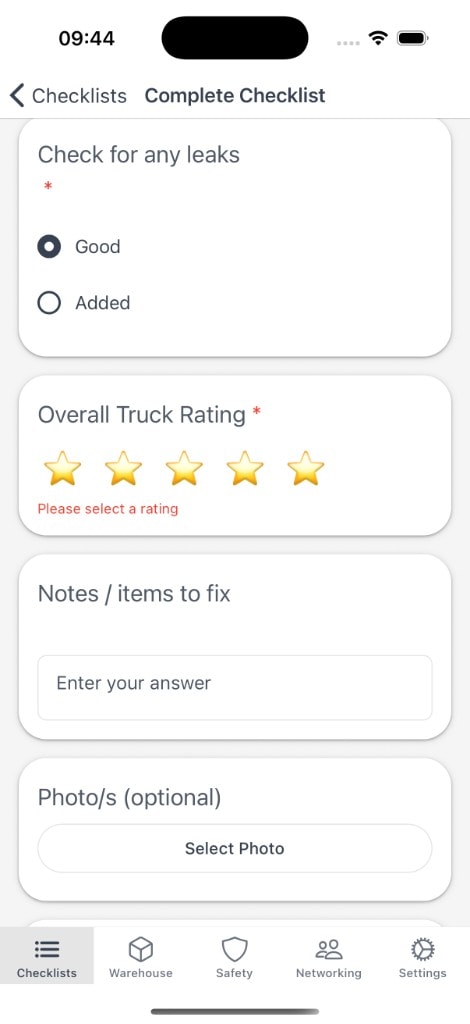 XFoldTrack checklist completion screen with truck rating, leak check, notes, and photo upload